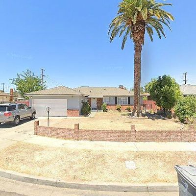 3849 E Dayton Ave, Fresno, CA 93726