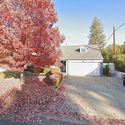 3855 Woodcrest Rd, Sacramento, CA 95821