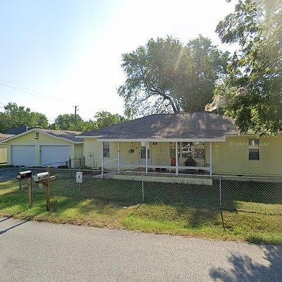 388 N D St, Centerton, AR 72719