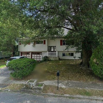 4 White Dr, Neptune, NJ 07753