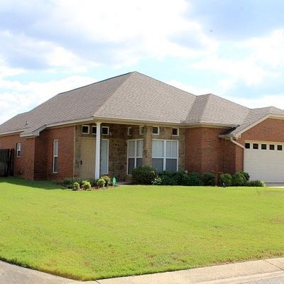 40 Brownstone Way, Elmore, AL 36025