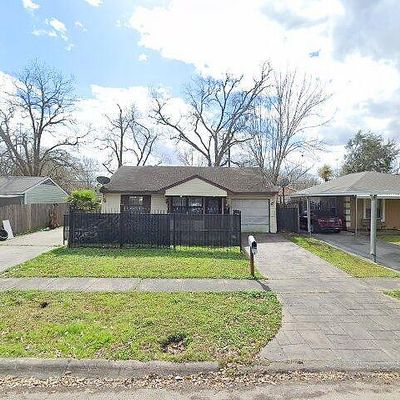 4018 Antoinette St, Houston, TX 77087