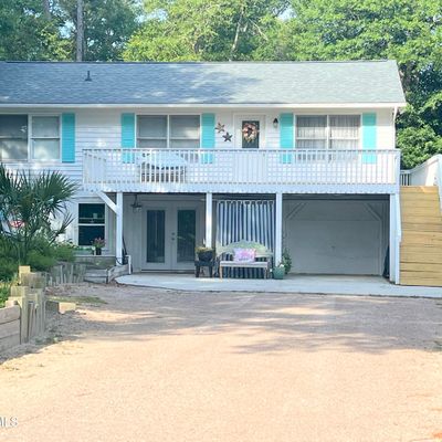 404 Lee Ave, Emerald Isle, NC 28594