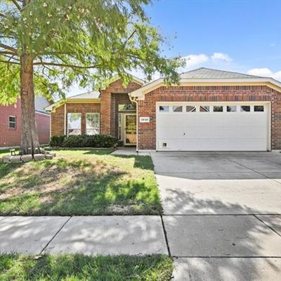 4048 Summerhill Ln, Fort Worth, TX 76244