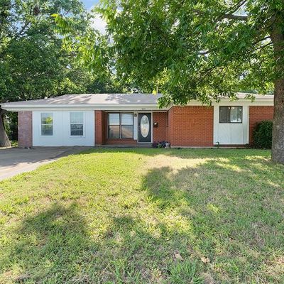 405 Irene St, Burleson, TX 76028