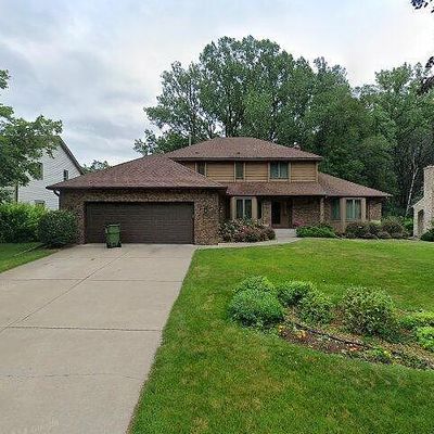 4050 Crestview Ln, Saint Paul, MN 55126