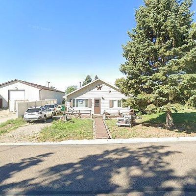 349 4 Th St Se, Garrison, ND 58540