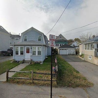 35 Gannett Rd, Quincy, MA 02169