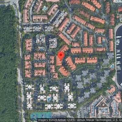 3500 Magellan Cir #715, Miami, FL 33180