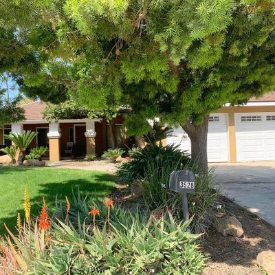 3528 W Whitendale Ave, Visalia, CA 93277