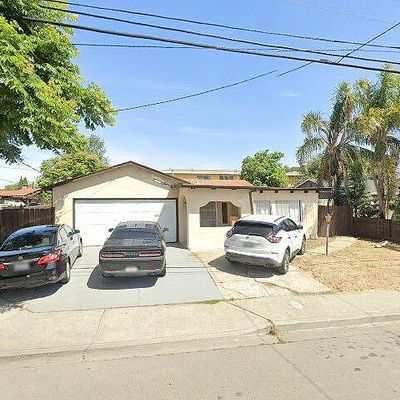 353 Shepherd Ave, Hayward, CA 94544