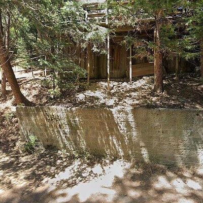 354 Hillside Rd, Lake Arrowhead, CA 92352