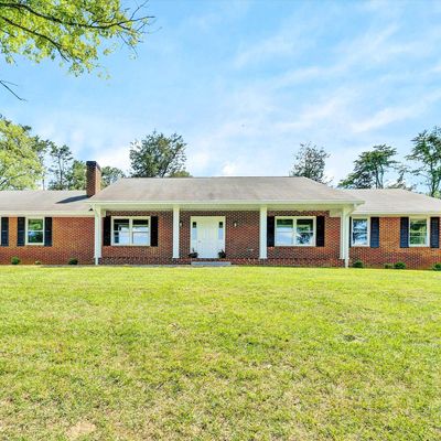 3587 Brughs Mill Rd, Fincastle, VA 24090