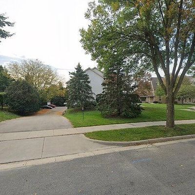 36 Waterford Cir, Madison, WI 53719