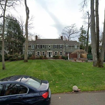 365 Wychwood Rd, Westfield, NJ 07090