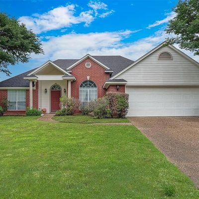 3665 Lakeside Dr, Shreveport, LA 71119