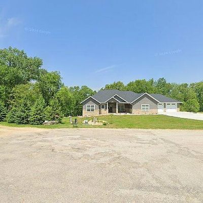 4320 Bluff Point Ct, Hazel Green, WI 53811