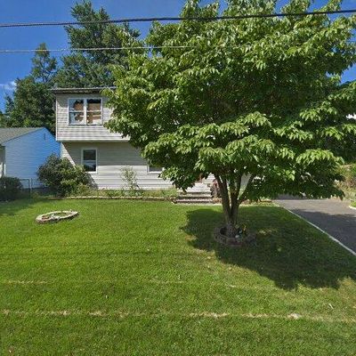 437 2 Nd St, Middlesex, NJ 08846