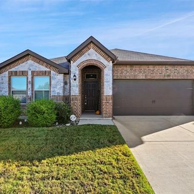 437 Keresley St, Crowley, TX 76036