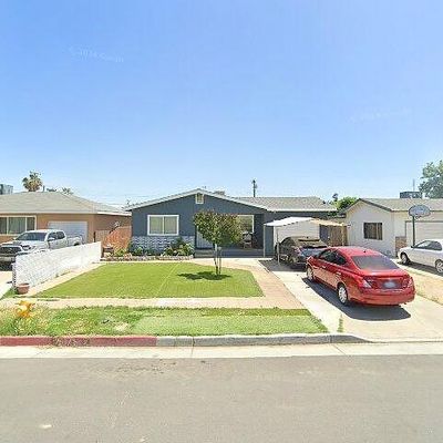 438 S Santa Clara St, Tulare, CA 93274