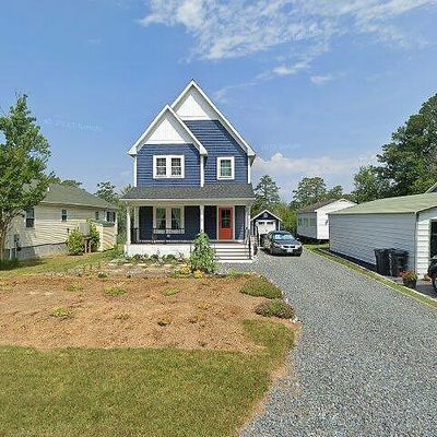 4387 Ridge Rd, Chincoteague Island, VA 23336