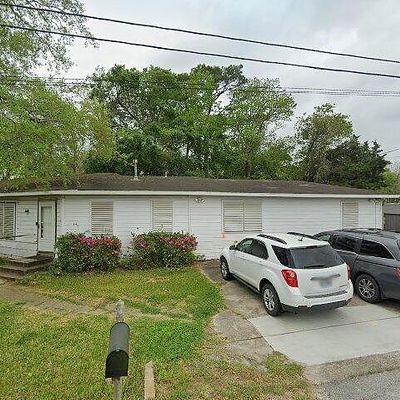 4418 Nevada St, Dickinson, TX 77539