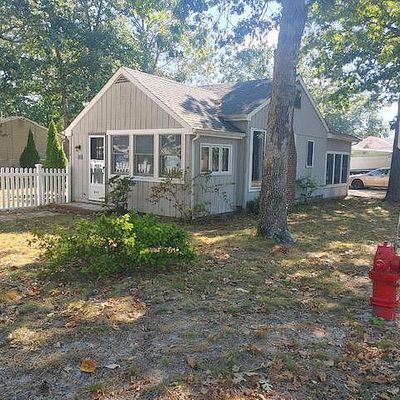 449 Lake Barnegat Dr N, Forked River, NJ 08731