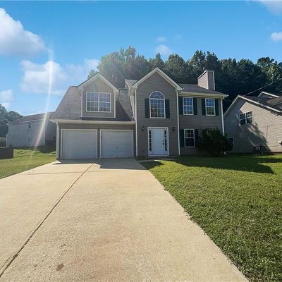 453 Pecan Wood Cir, Fairburn, GA 30213