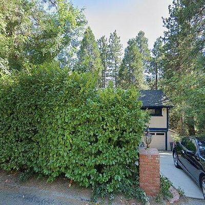 455 Old Toll Rd, Lake Arrowhead, CA 92352