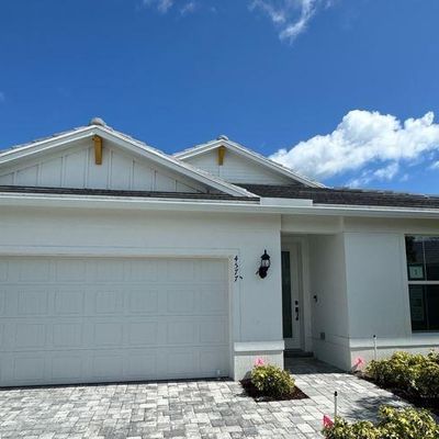 4577 Nautilus Circle, Vero Beach, FL 32967