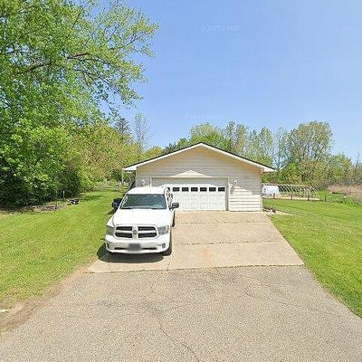 4600 Fiddle Ave, Waterford, MI 48328