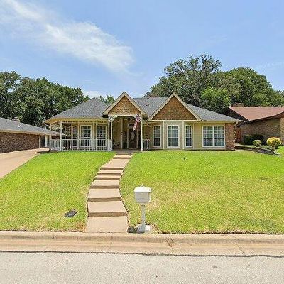 4611 Bellefontaine Ct, Arlington, TX 76017