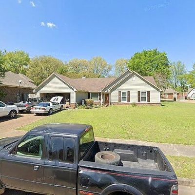 470 Pine Grove Dr, Collierville, TN 38017