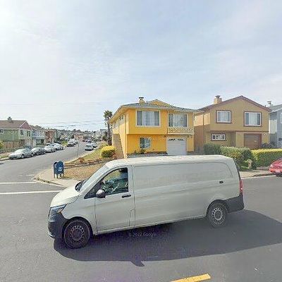 472 Saint Francis Blvd, Daly City, CA 94015