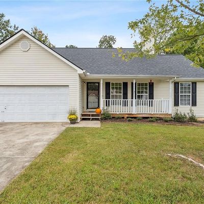 4069 Parks Rd, Flowery Branch, GA 30542