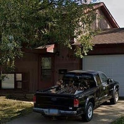 407 West St, Carson, ND 58529