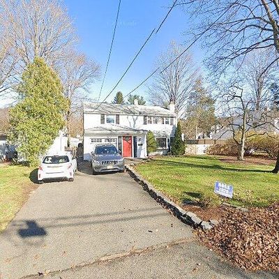 41 W Saddle River Rd, Waldwick, NJ 07463