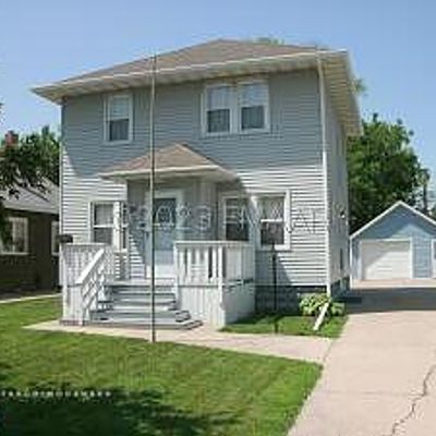 411 11 Th St N, Moorhead, MN 56560