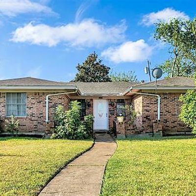 4114 Twin Falls St, Irving, TX 75062