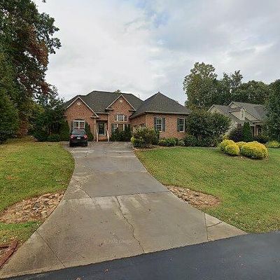 412 Autumnlight Dr, Salisbury, NC 28147