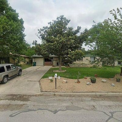 413 E Lindbergh Blvd, Universal City, TX 78148