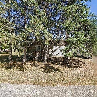 418 4 Th Ave S, Bowlus, MN 56314