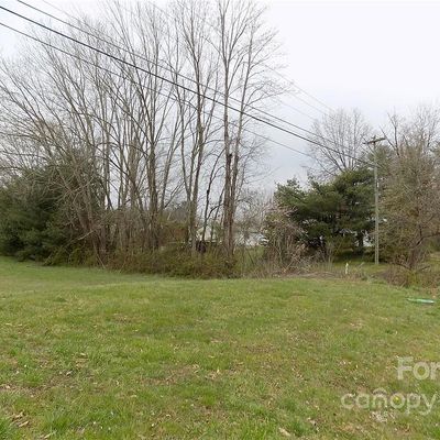 4184 Haywood Rd, Mills River, NC 28759