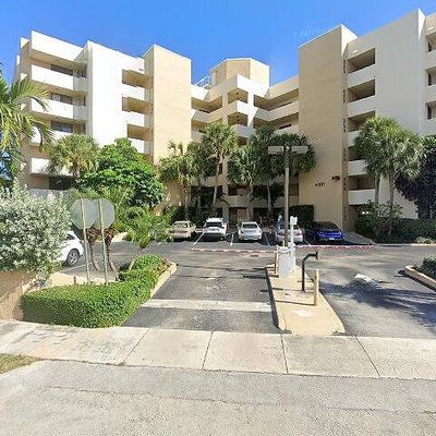 4201 N Ocean Dr #504, Hollywood, FL 33019