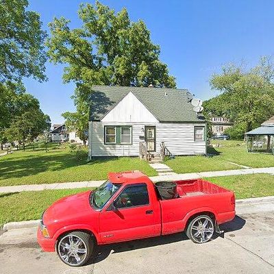 4216 W Sheridan Ave, Milwaukee, WI 53209