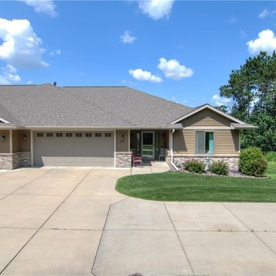 4216 Williamsburg Dr, Eau Claire, WI 54703