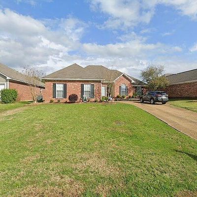 423 Patrick Farms Dr, Pearl, MS 39208