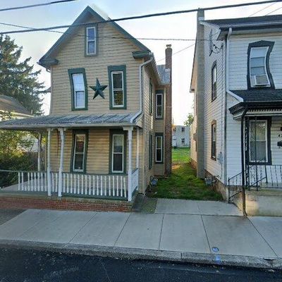 425 S Queen St, Littlestown, PA 17340