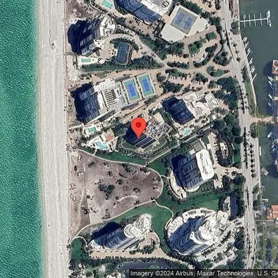 4251 Gulf Shore Blvd N Ph B, Naples, FL 34103