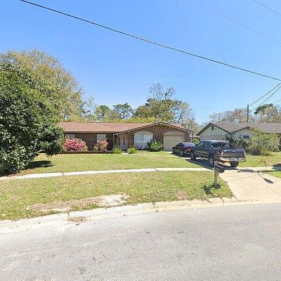 4260 Capri Dr, Pensacola, FL 32504